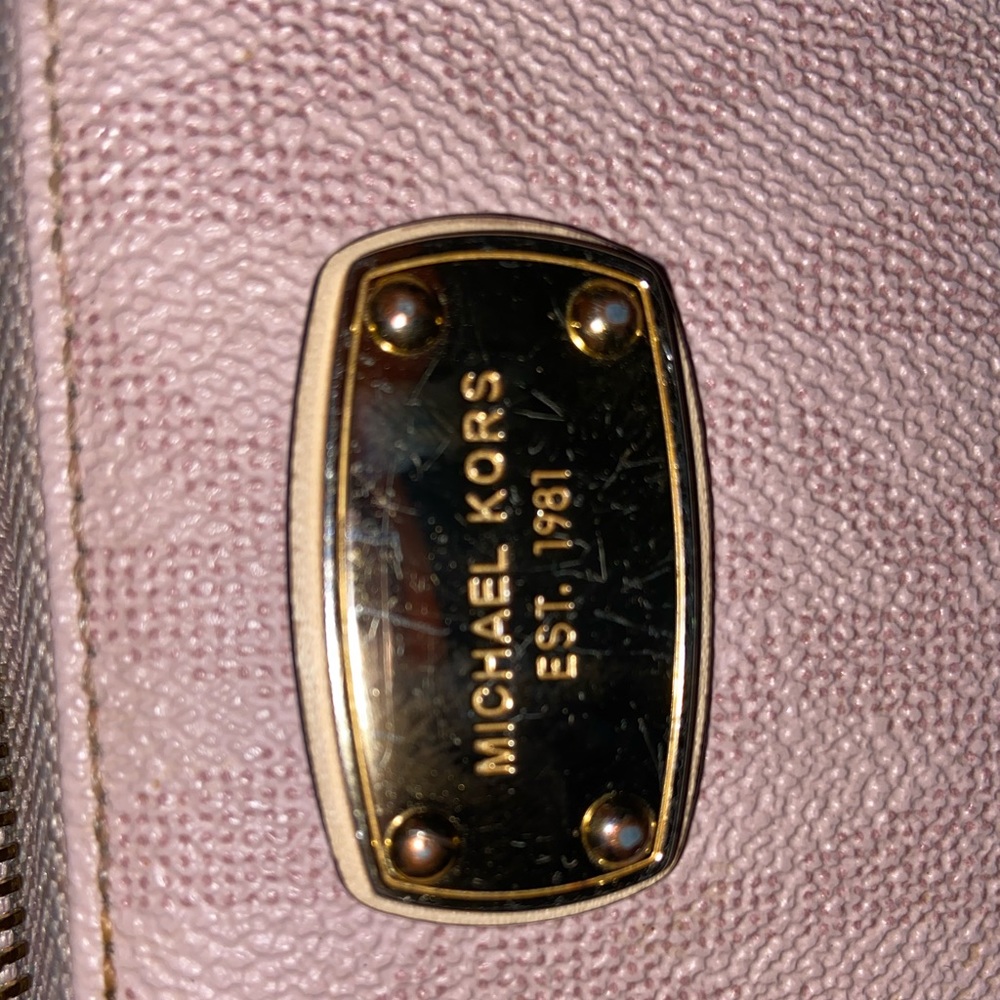 MK wallet